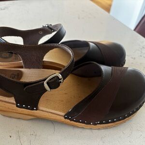 Troentorp Mary Jane Style strappy clog
